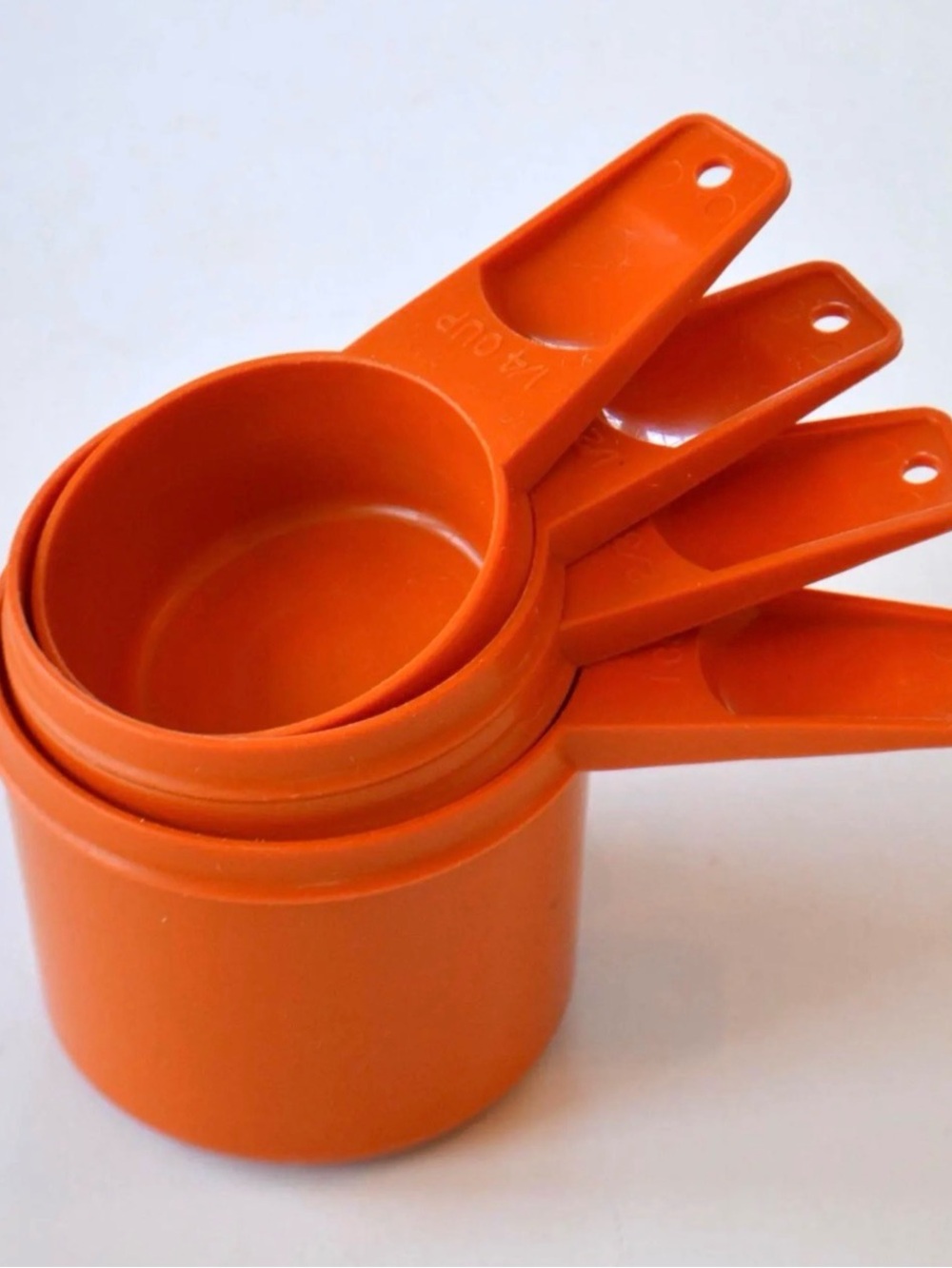 Vintage Tupperware Plastic Measuring Cups - set of 4.